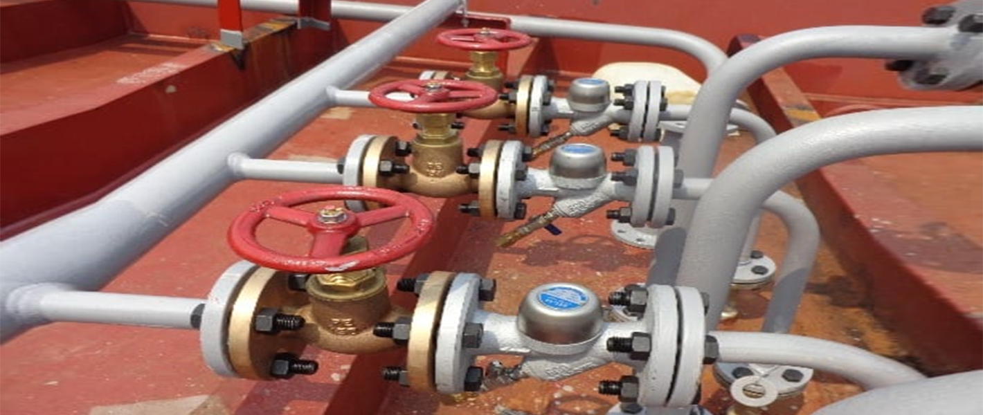 Καθαρισμός με ατμό για πετρελαιοφόρα